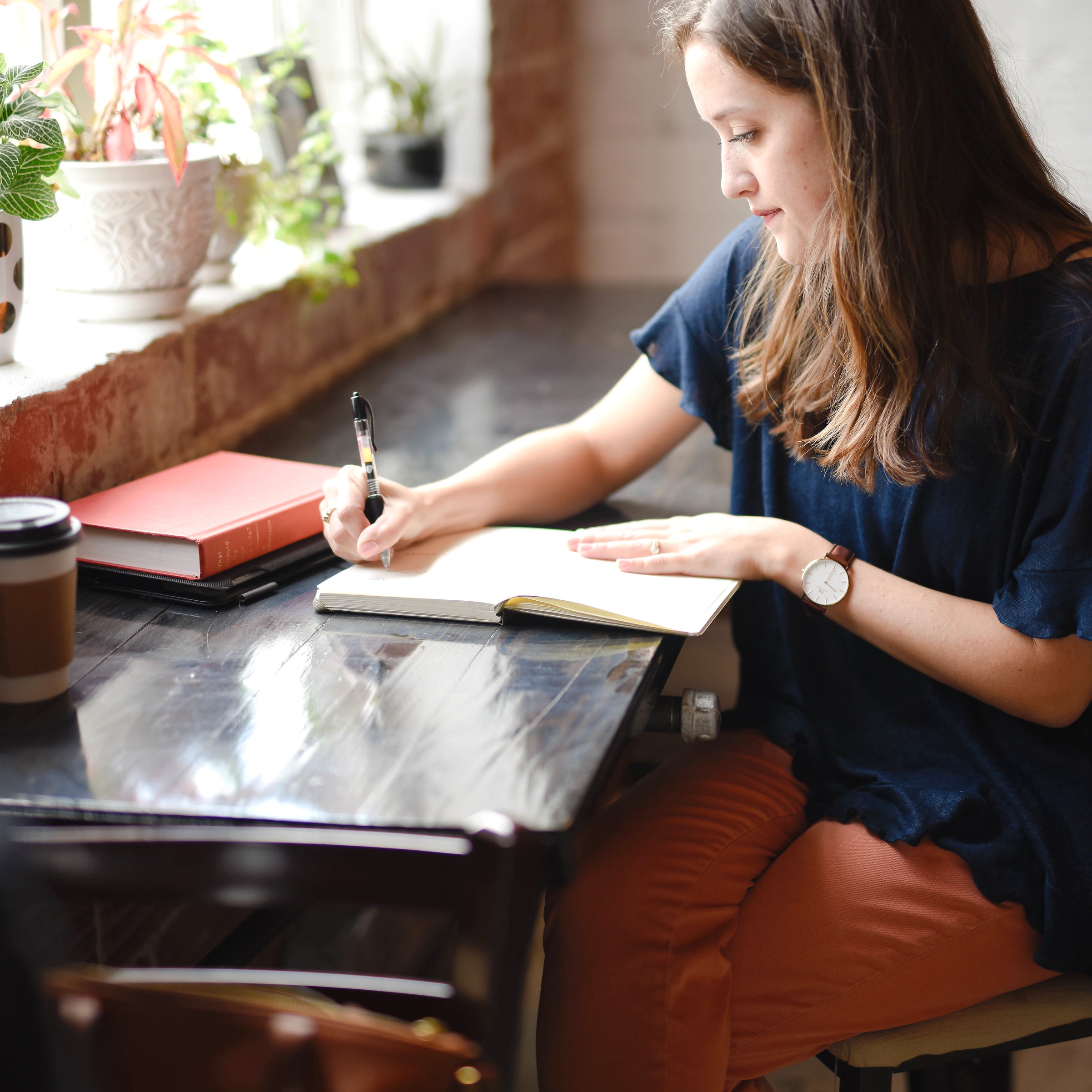College Application Essay Writing - Easy Guide & Examples